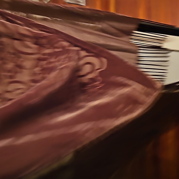 Bellisima Velvet Scarf - Picture 3 of 5